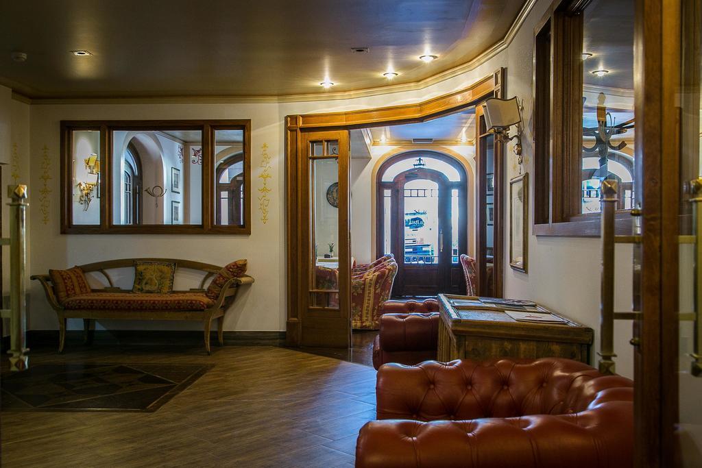 Hotel Posta R.T.A. Madonna di Campiglio Exterior photo